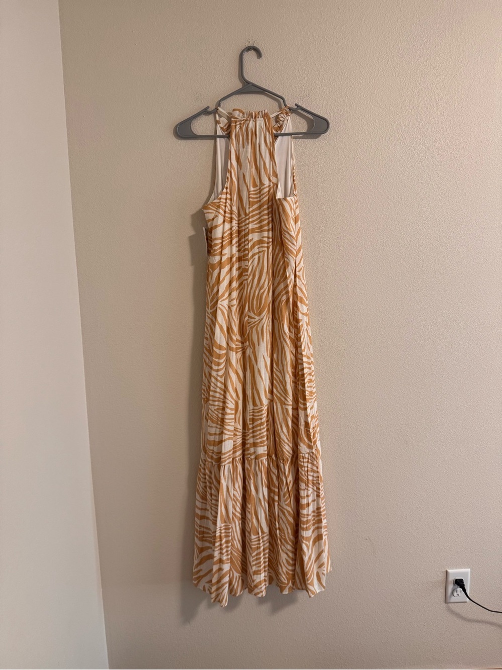 Nine West Cream & Tan Sleeveless Printed Maxi Dress - Picture 3 of 3